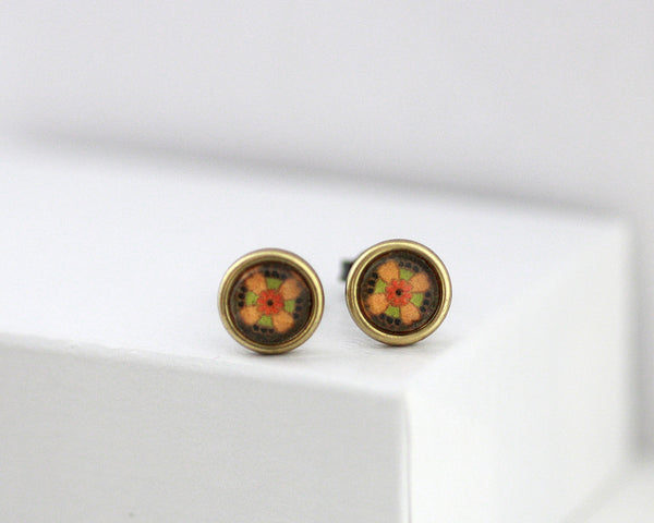 Flower Power - Vintage Style Stud Earrings